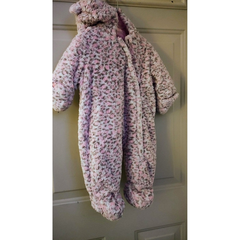 Faux fur one piece Carter's size 3-6 months - Picture 6 of 8